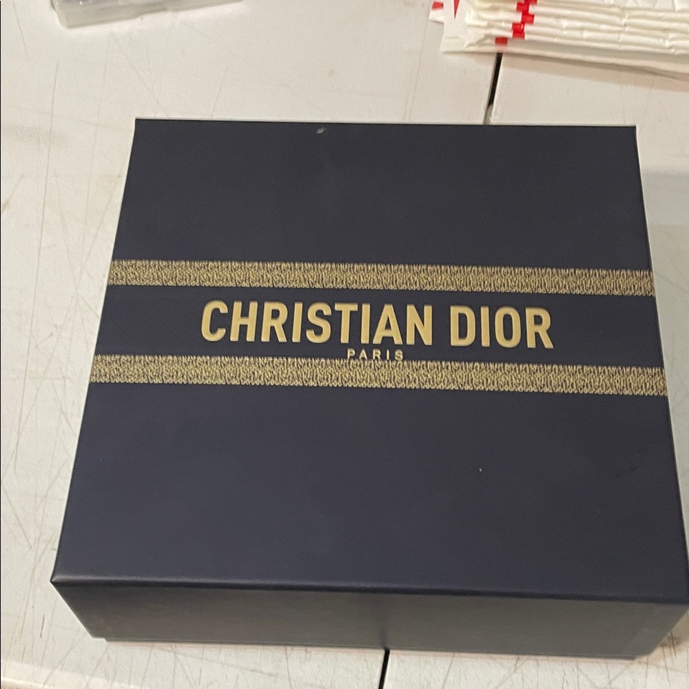 Dior Navy Box with Gold Branding no inclued fragance only box